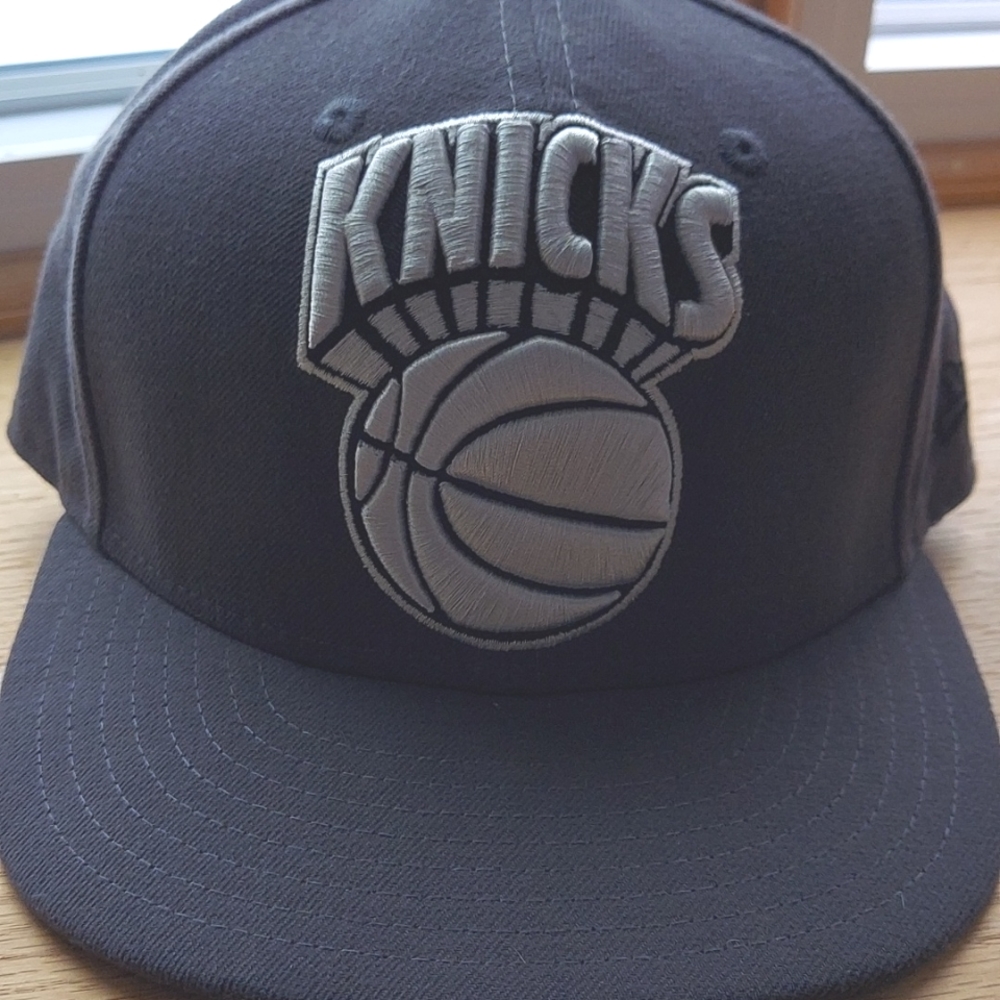 NY Knicks Fitted